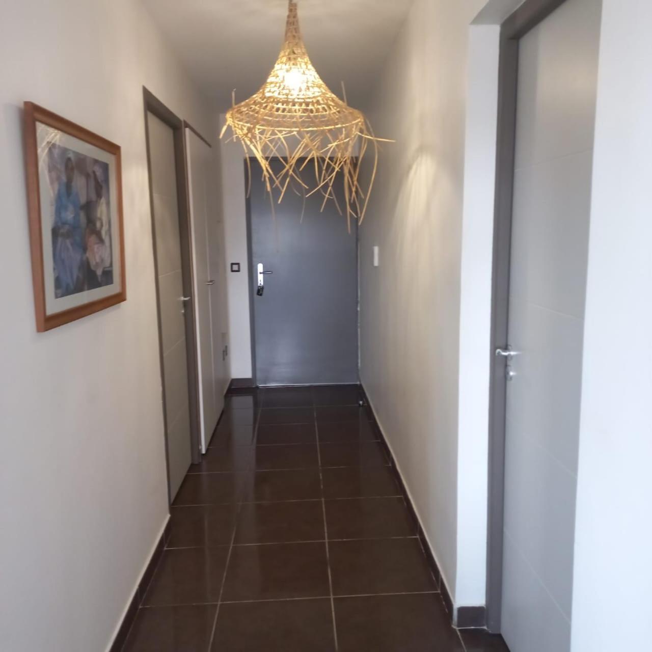 Apartamento Les Pieds Dans L'Eau Chez Syl Le Moule Exterior foto