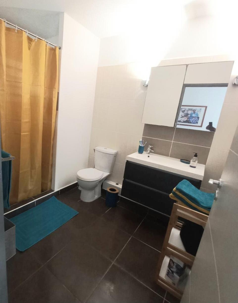 Apartamento Les Pieds Dans L'Eau Chez Syl Le Moule Exterior foto
